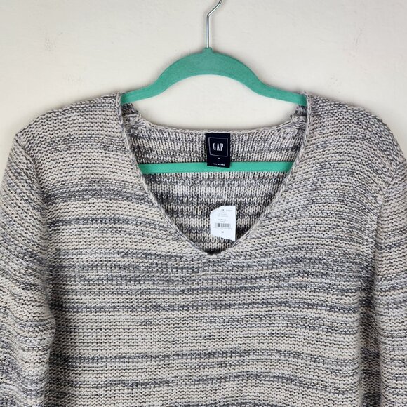 NWT GAP Lurex Metallic Wool Mohair Blend Oversized V-Neck Knit Sweater sz M - Picture 3 of 10